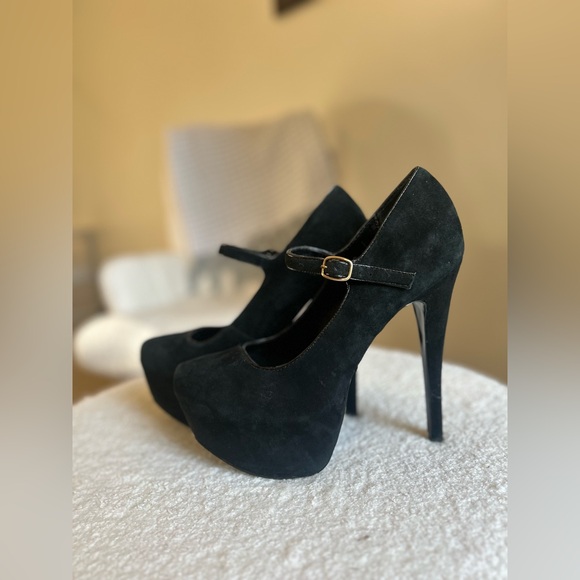Steve Madden Black Crushed Velvet 6" Mary Jane Platform Heels - Size 9 - Picture 1 of 10